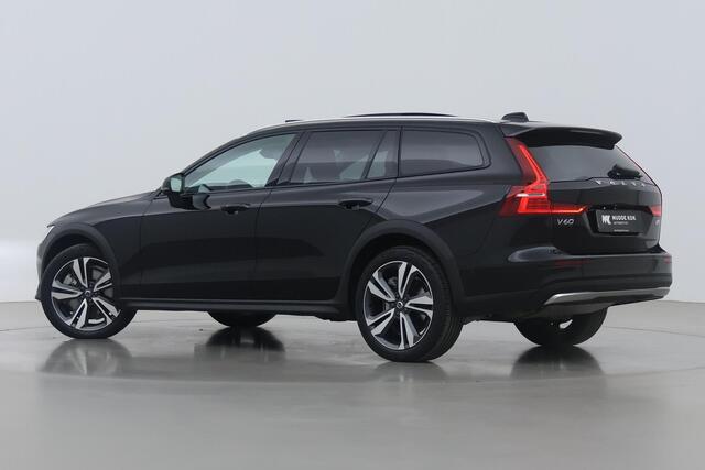 Volvo V60 CROSS COUNTRY B5 AWD Ultimate Bright | Trekhaak | 360° Camera | Head-Up | Panoramadak | harman/kardon | ACC
