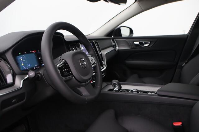 Volvo V60 CROSS COUNTRY B5 AWD Ultimate Bright | Trekhaak | 360° Camera | Head-Up | Panoramadak | harman/kardon | ACC