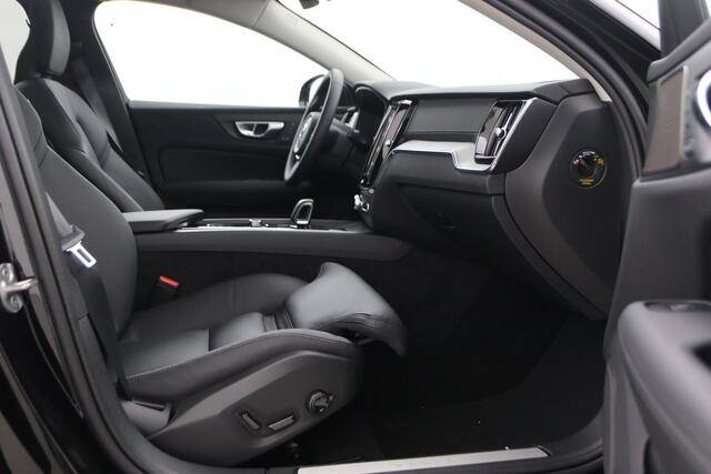 Volvo V60 CROSS COUNTRY B5 AWD Ultimate Bright | Trekhaak | 360° Camera | Head-Up | Panoramadak | harman/kardon | ACC