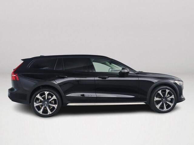 Volvo V60 CROSS COUNTRY B5 AWD Aut. Plus | Panoramadak | 360º camera | Stoel- en stuurverwarming
