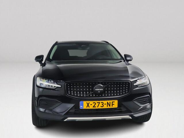Volvo V60 CROSS COUNTRY B5 AWD Aut. Plus | Panoramadak | 360º camera | Stoel- en stuurverwarming
