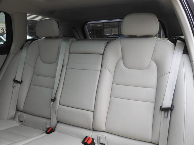 Volvo V60 CROSS COUNTRY B5 AWD/ PANORAMADAK/ HEAD-UP/ 360°CAMERA/ LEER