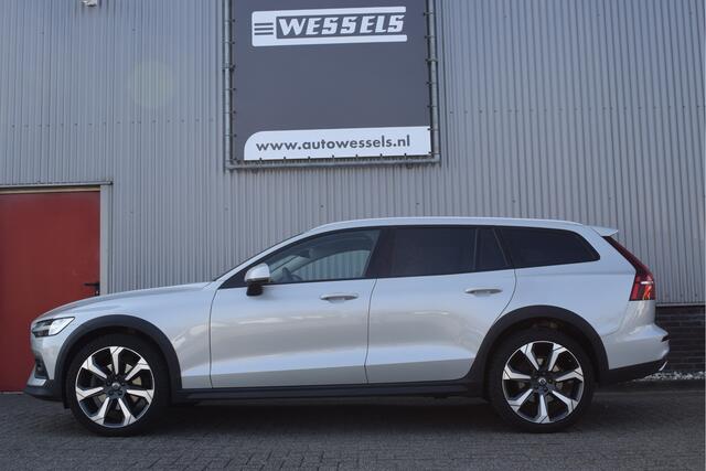 Volvo V60 CROSS COUNTRY 2.0 B4 Geartronic AWD Pro Adaptive cruise, Camera, Elek. trekhaak, Harman/kardon, Leder, Keyless,