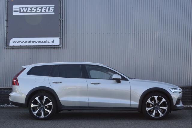 Volvo V60 CROSS COUNTRY 2.0 B4 Geartronic AWD Pro Adaptive cruise, Camera, Elek. trekhaak, Harman/kardon, Leder, Keyless,