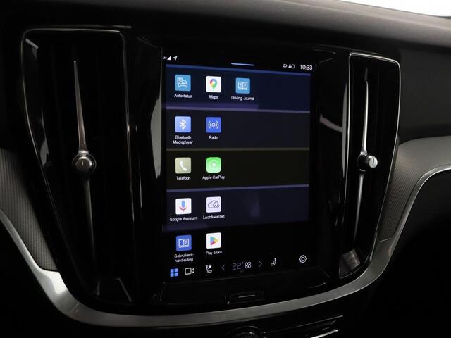 Volvo V60 CROSS COUNTRY 2.0 B5 AWD Plus | Panoramisch schuif/kanteldak | Navigatie | Camera | Leder