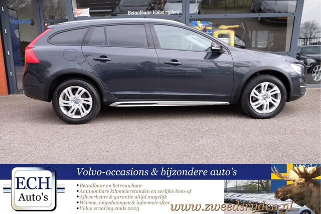 Volvo V60 CROSS COUNTRY D3 150 pk Aut. Polar+, Navi, Cognac Leer, Bluetooth, Stuurwielverwarming