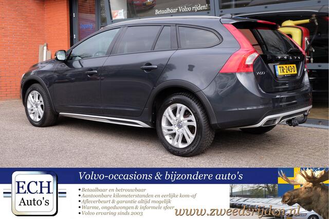 Volvo V60 CROSS COUNTRY D3 150 pk Aut. Polar+, Navi, Cognac Leer, Bluetooth, Stuurwielverwarming