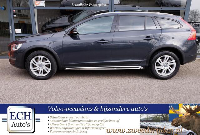 Volvo V60 CROSS COUNTRY D3 150 pk Aut. Polar+, Navi, Cognac Leer, Bluetooth, Stuurwielverwarming