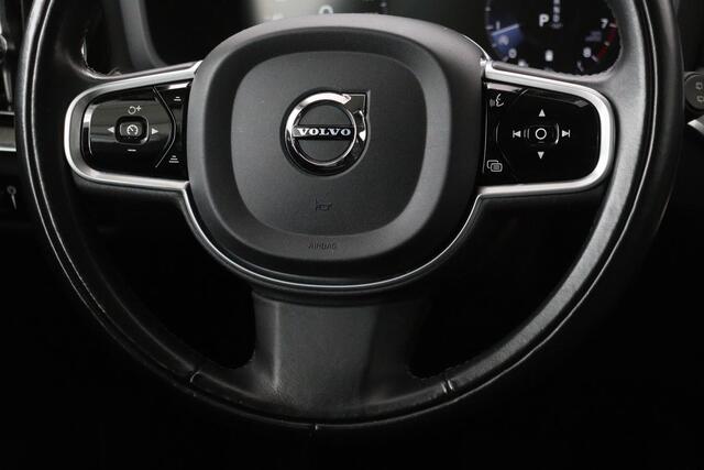 Volvo V60 CROSS COUNTRY 2.0 B5 AWD Pro | Trekhaak | Leder | Stoel & stuurverwarming | Camera | Adaptive cruise | Carplay | Harman/Kardon | Keyless | BLIS | Memory | Navigatie