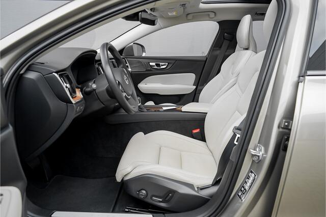 Volvo V60 CROSS COUNTRY 2.0 T5 AWD Pro Pano 360° Camera Standkachel Trekhaak