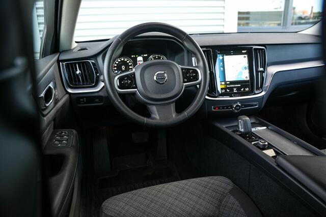 Volvo V60 CROSS COUNTRY 2.0 B5 AWD Pro Adaptieve Cruise Keyless Memory 18''LM