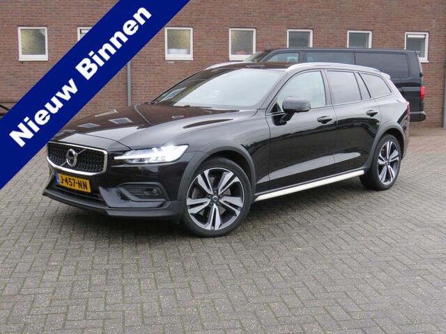 Volvo V60 CROSS COUNTRY 2.0 B5 AWD Pro * Rijklaarprijs incl. garantie * Trekhaak * Panoramadak * Leder * Adaptive Cruise * Led