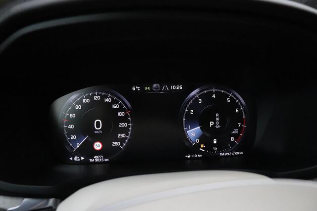 Volvo V60 CROSS COUNTRY 2.0 B5 251 PK AWD Pro | LEDER | STAND KACHEL | MEMORY | PANO-DAK | CAMERA | H&K SOUND | | CRUISE | NAVI |