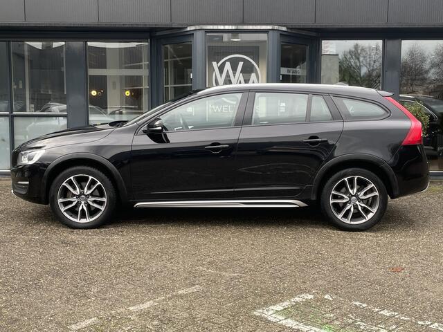 Volvo V60 CROSS COUNTRY 2.0 T5 AWD Summum Xenon l Leder l Sensus