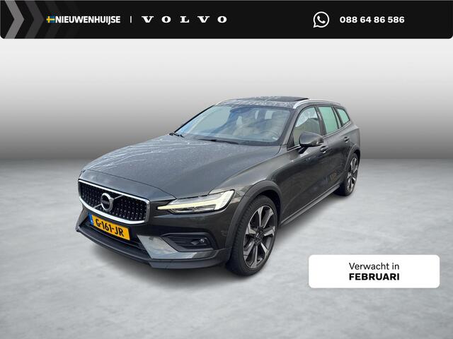 Volvo V60 CROSS COUNTRY 2.0 T5 AWD Pro | Panoramadak | Head Up Display | Adaptieve Cruise Control | Dode Hoek Detectie | Standkachel |