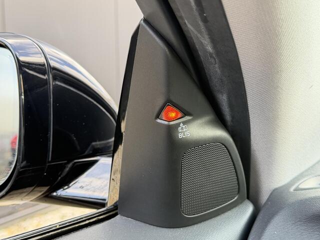 Volvo V60 CROSS COUNTRY 2.0 D4 Summum Intellisafe Leder Schuifdak Trekhaak afneembaar Adaptive Blis