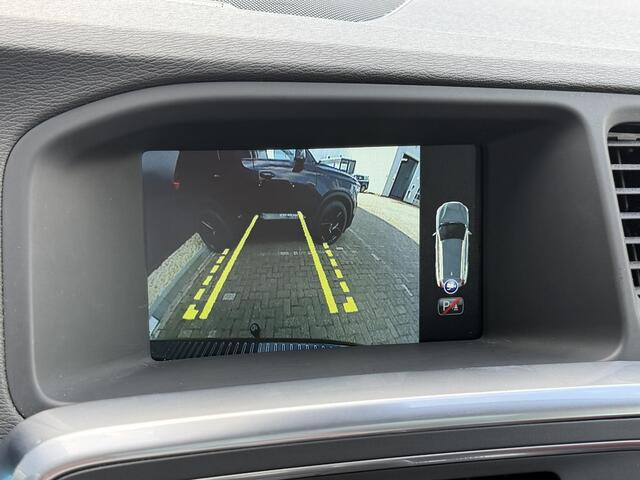 Volvo V60 CROSS COUNTRY 2.0 D4 Summum Intellisafe Leder Schuifdak Trekhaak afneembaar Adaptive Blis