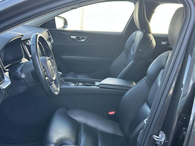 Volvo V60 CROSS COUNTRY 2.0 T5 AWD Pro | Automaat | Leder | Winter Pack