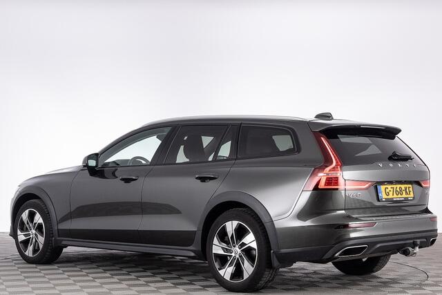 Volvo V60 CROSS COUNTRY 2.0 T5 AWD Pro | LEDER | harman/kardon