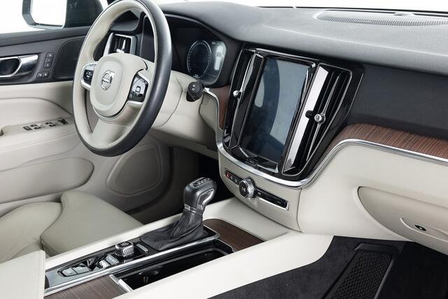 Volvo V60 CROSS COUNTRY 2.0 T5 AWD Pro | LEDER | harman/kardon