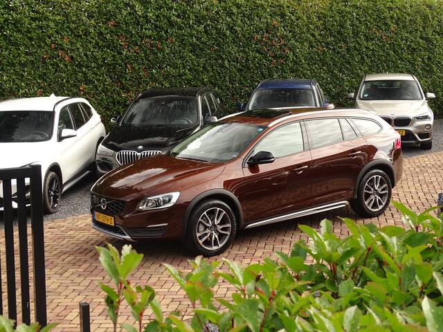Volvo V60 CROSS COUNTRY 2.0 T5 Nordic+ | Schuifdak | Camera | Leer | ad.Cruise | 2e EIG | Topstaat!