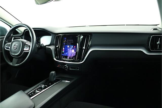 Volvo V60 CROSS COUNTRY 2.0 B5 AWD Pro Navi / Pilot Assist / Half Leder / Camera / Trekhaak