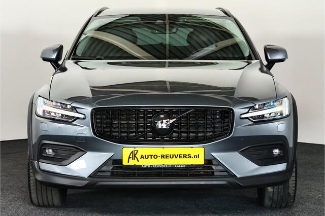 Volvo V60 CROSS COUNTRY 2.0 B5 AWD Pro Navi / Pilot Assist / Half Leder / Camera / Trekhaak