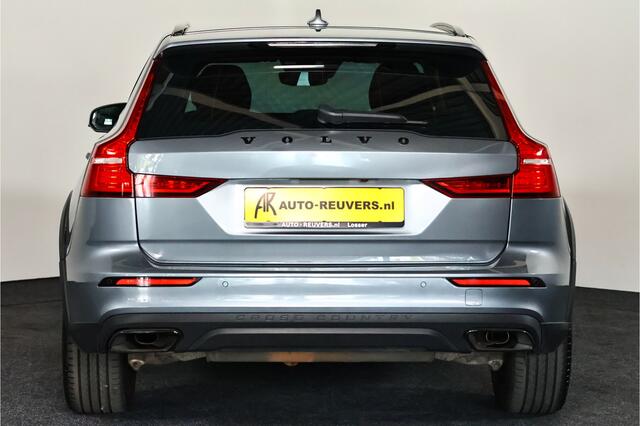 Volvo V60 CROSS COUNTRY 2.0 B5 AWD Pro Navi / Pilot Assist / Half Leder / Camera / Trekhaak