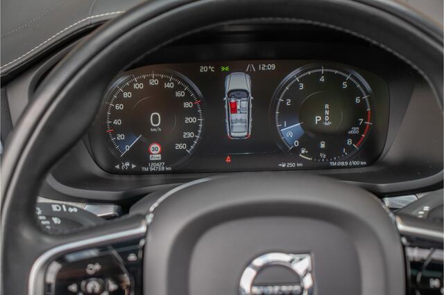Volvo V60 CROSS COUNTRY B5 AWD Pro, Origineel NL, Nappaleder, Stoelkoeling, Trekhaak, Panoramadak, Massage, 360 Camera, Harman Kardon.