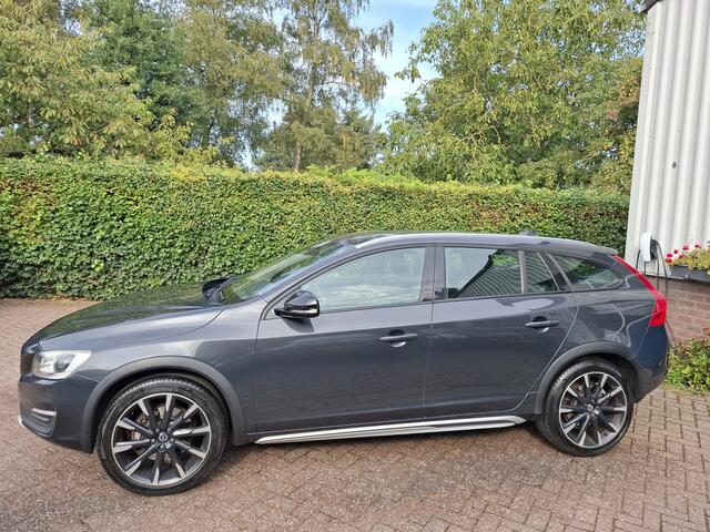 Volvo V60 CROSS COUNTRY 2.0 D3 Nordic+ 150PK – foto 4