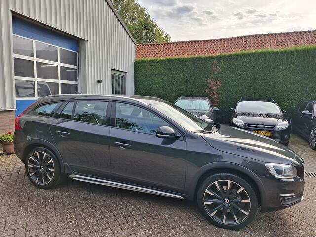 Volvo V60 CROSS COUNTRY 2.0 D3 Nordic+ 150PK – foto 9