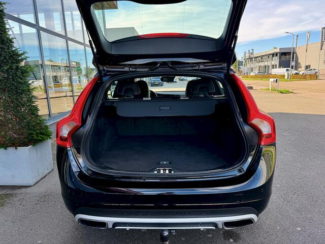 Volvo V60 CROSS COUNTRY 2.0 T5 Summum LEDER ECC DAK – foto 8
