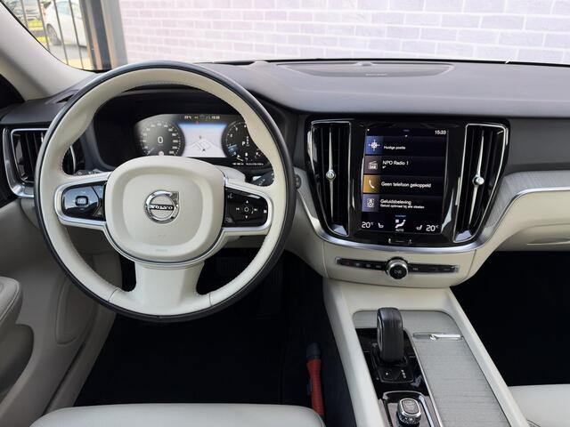 Volvo V60 CROSS COUNTRY B5 AWD Pro | Trekhaak | Panoramadak | Head-up Display | Harman Kardon Audio | Parkeerverwarming | 360° Camera | Parkeersensoren | Stoelverwarming voor en achter | Elektrisch Verstelbare Voorstoelen | Cruise Control Adaptief | BLIS – foto 8