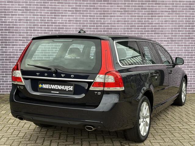 Volvo V70 T5 Summum Automaat | Leder | Bi-Xenon | Memory | Schuif/kanteldak | Parkeersensoren v+a | Verwarmde voor stoelen |