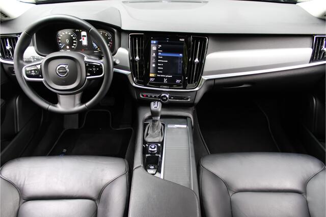 Volvo V90 2.0 T4 Momentum | Pano | Autopilot | Leder