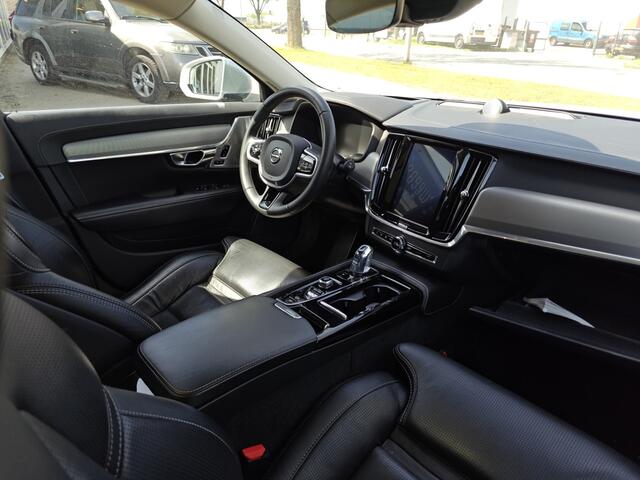 Volvo V90 T8 Twin Engine AWD Inscription | Rijklaarprijs | Luchtvering | Bowers & Wilkins |
