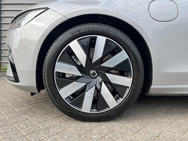 Volvo V90 2.0 T6 Plug-in hybrid AWD Ultra Dark / 360 Camera / Head-Up / Schuif/kanteldak / Trekhaak / Blis /