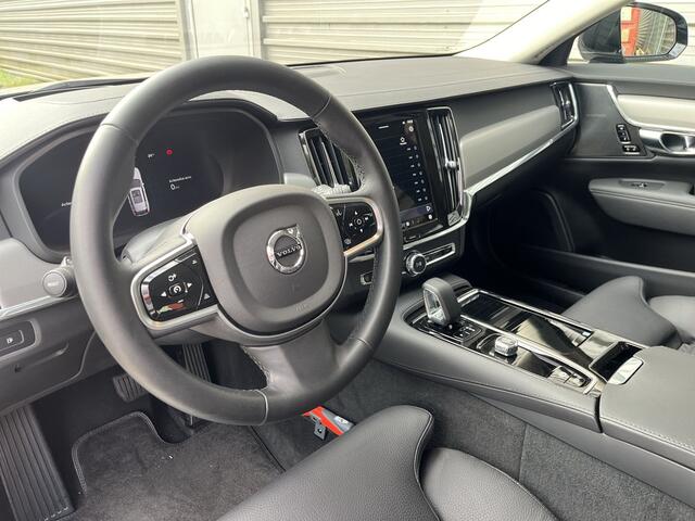 Volvo V90 2.0 T6 Plug-in hybrid AWD Ultra Dark / 360 Camera / Head-Up / Schuif/kanteldak / Trekhaak / Blis /