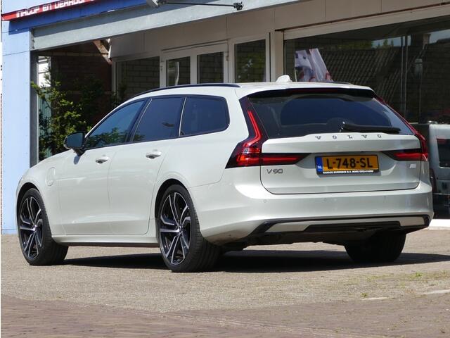 Volvo V90 2.0 T8 AWD R-Design | H&K audio | verwarmd stuur | achteruitrijcamera