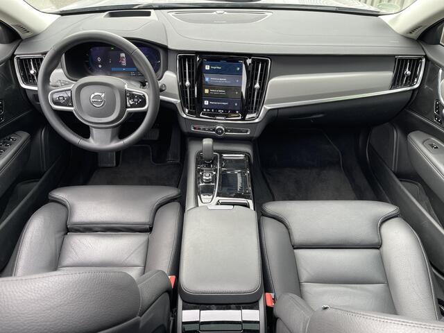 Volvo V90 2.0 T8 Plug-in hybrid AWD Ultimate Dark 20"/Luchtvering/Trekhaak/Panoramadak/Stoelverwarming v+a/360 Camera/Dodehoek/Head-up/DAB/Keyless