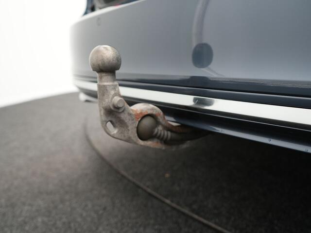Volvo V90 T6 AWD Inscription Plug In Hybrid 340pk PHEV | Adaptive Cruise | Trekhaak af Fabriek | Head Up | Lederen Sportstoelen Memory | Harman Kardon | 360 Camera | BLIS | Pilot Assist | Stuurverwarming |