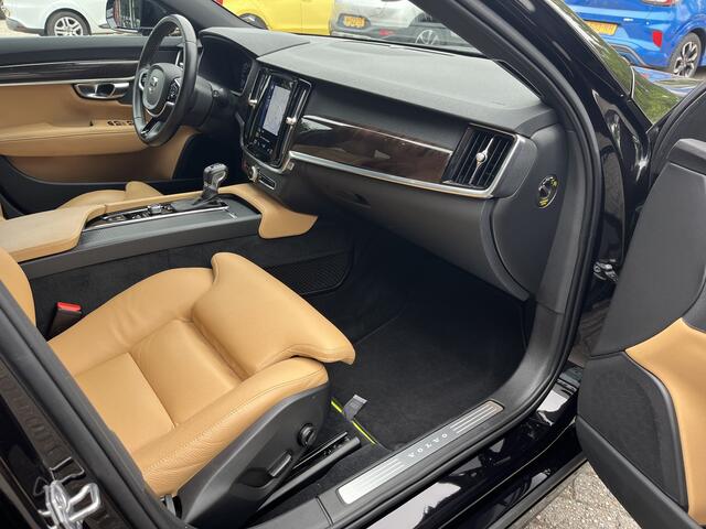 Volvo V90 2.0 T4 Momentum Pro Dealer Onderhouden