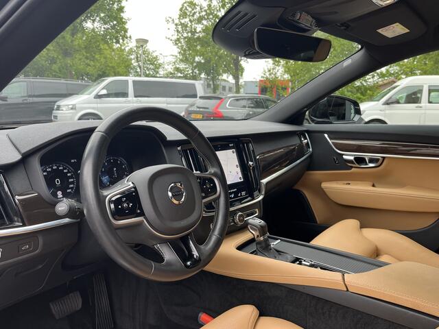 Volvo V90 2.0 T4 Momentum Pro Dealer Onderhouden