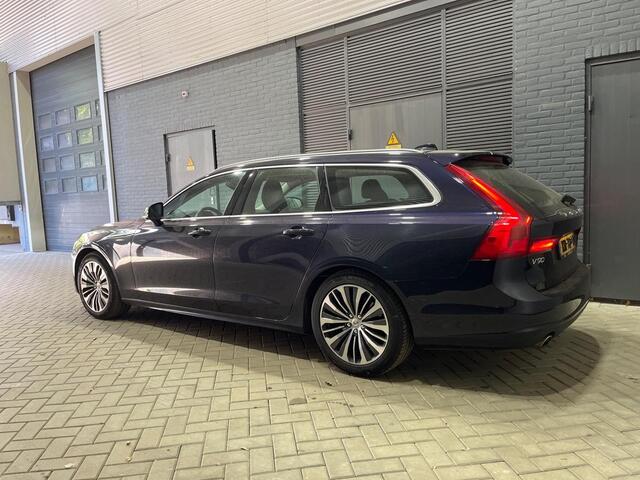 Volvo V90 T4 Momentum | ACC | BLIS | Stoel+Stuurverwarming | Camera | Apple Carplay | Vol-Leder