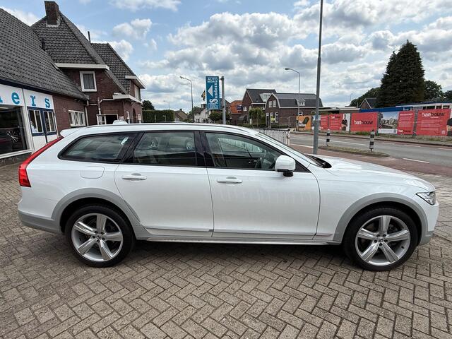 Volvo V90 Cross Country 2.0 T5 AWD Ocean Race