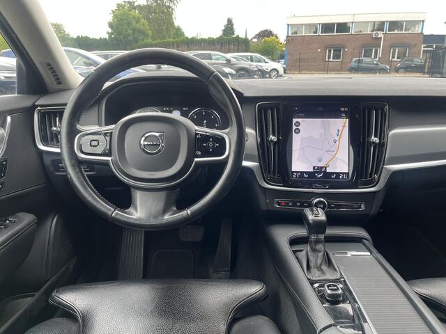 Volvo V90 D4 190PK Automaat Momentum / Navigatie / Adap-cruise / park-assist / Memory sportseats / leder int. / Trekhaak / 18" Lmv / Apk april-2026