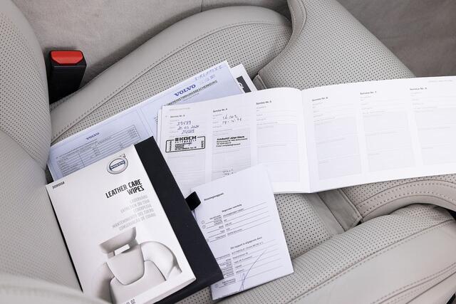 Volvo V90 2.0 T6 AWD Inscription | PANORAMA | B&W Audio | Hud | Nappa Leder | Trekhaak *2e Pinksterdag OPEN v.a 11u tot 17u*