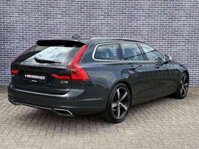 Volvo V90 2.0 D3 R-Design | Stoelverwarming V+A | Standkachel | Parkeersensoren V+A | BLIS | Adaptieve cruise control | Pilot assist | Stuurverwarming |