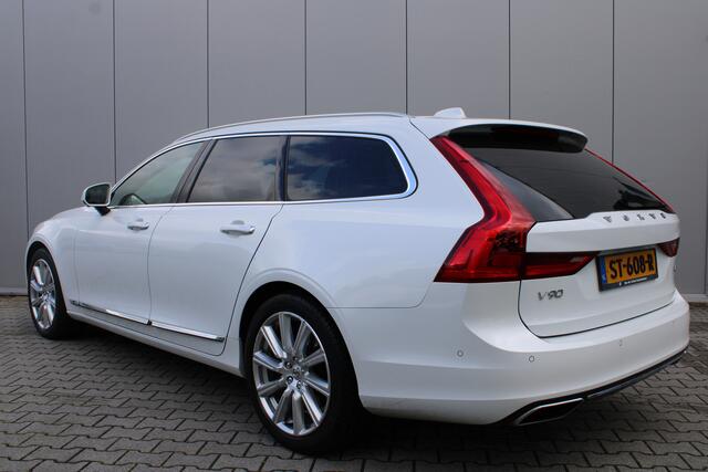 Volvo V90 T4 Inscription | Luchtvering | Trekhaak | Stoel ventilatie |