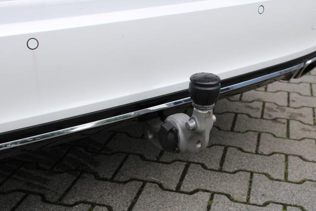 Volvo V90 T4 Inscription | Luchtvering | Trekhaak | Stoel ventilatie |